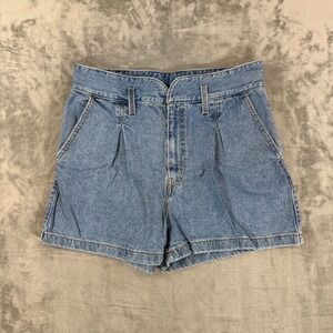 Levi's High Rise Pleated Denim Shorts Women's Size 32 Light Blue Denim Shorts